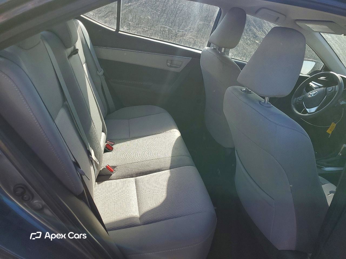 Toyota Corolla 2015