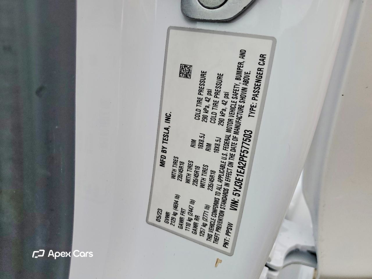 Tesla Model 3 2023