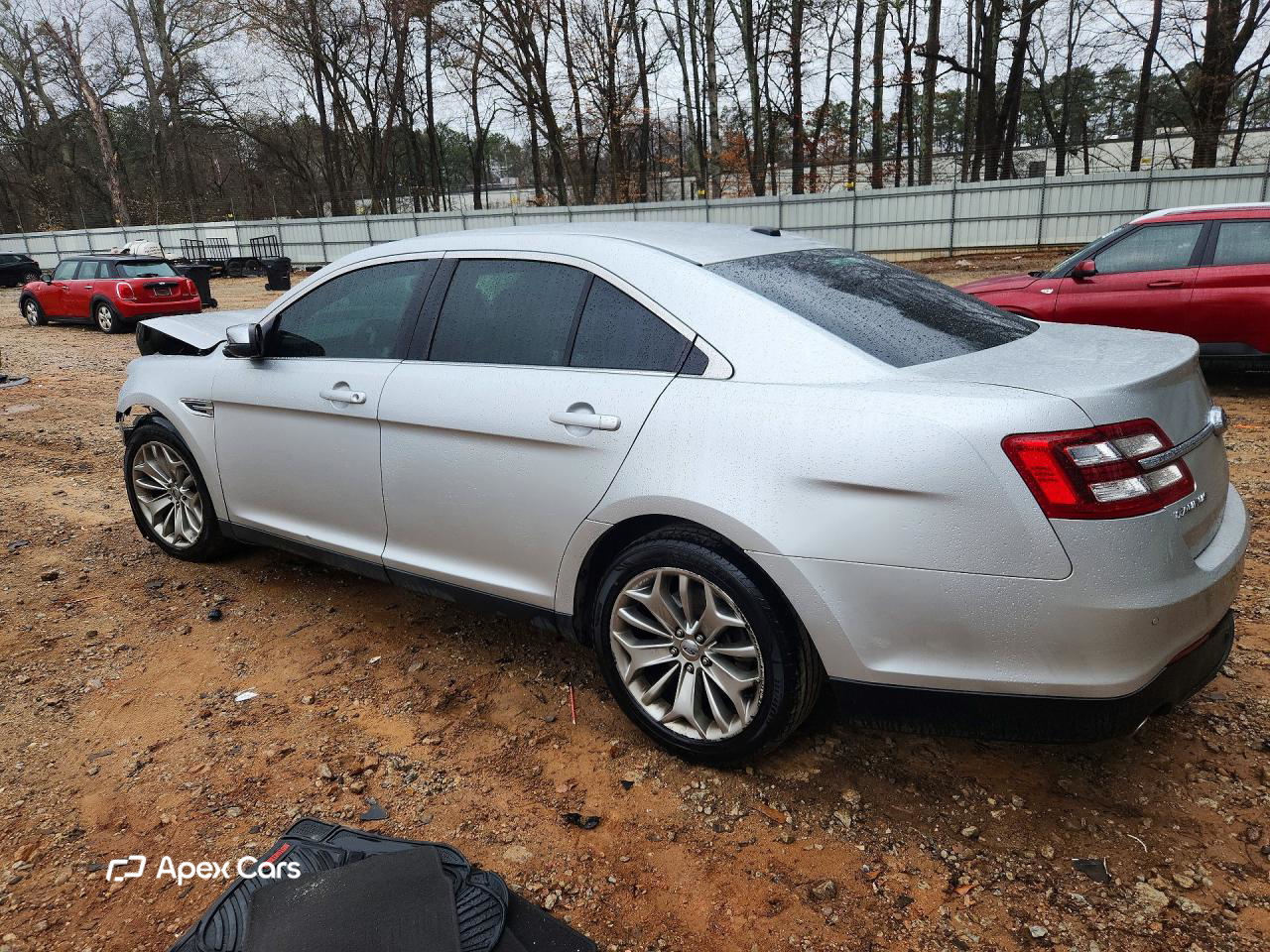 Ford Taurus 2013