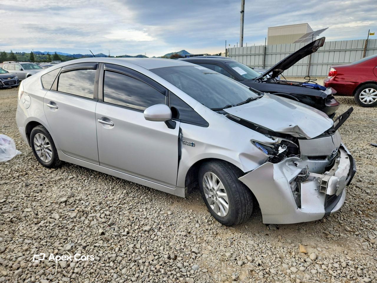 Toyota Prius 2015