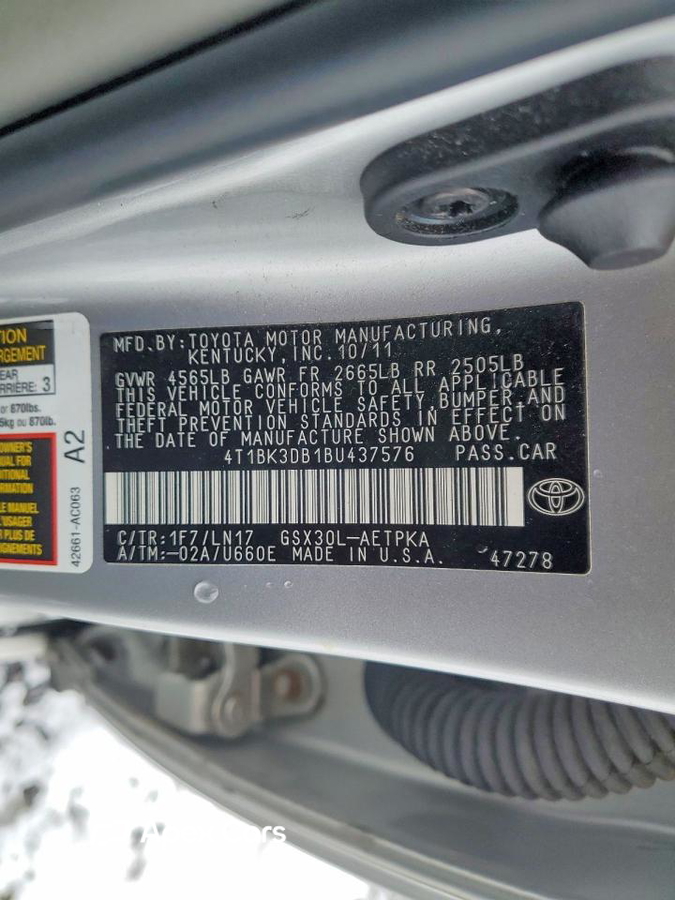 Toyota Avalon 2011
