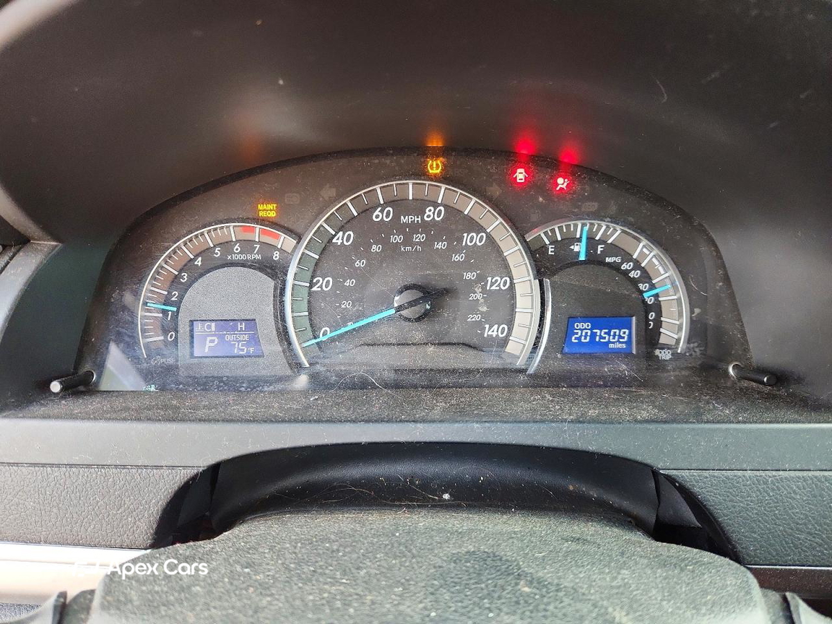 Toyota Camry 2012