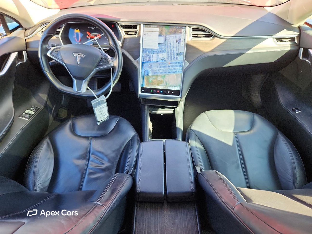 Tesla Model S 2014