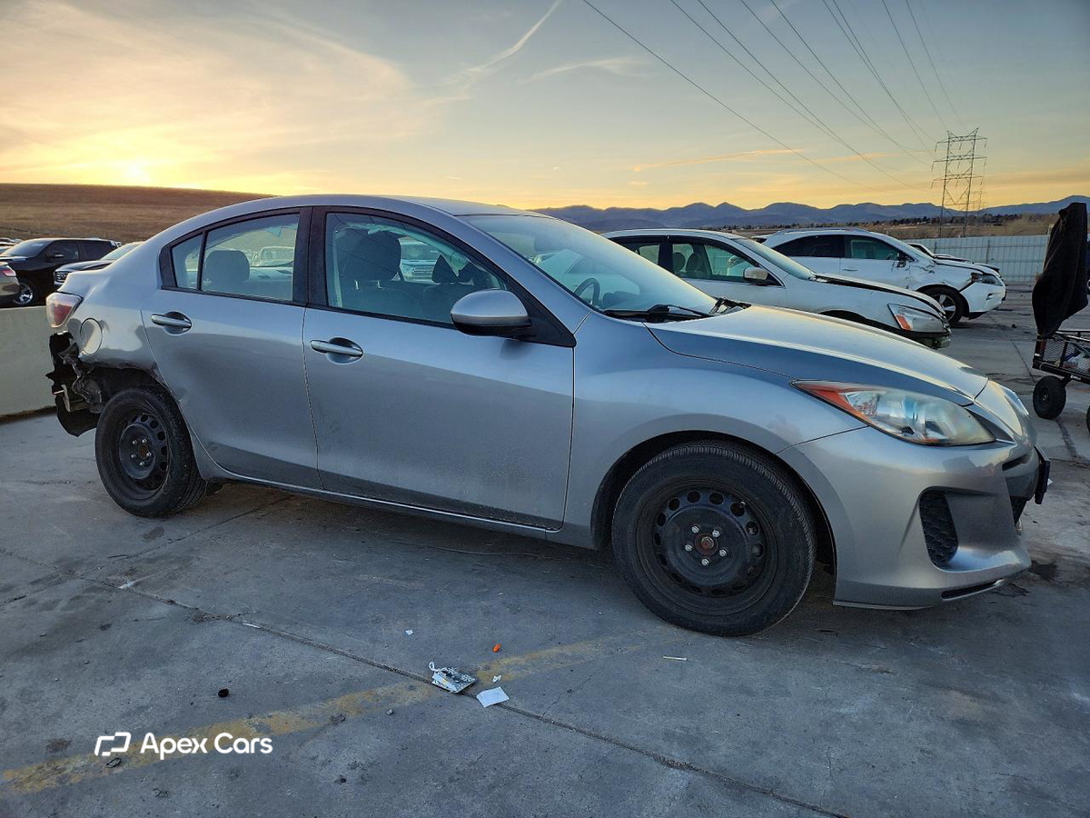 Mazda 3 2013