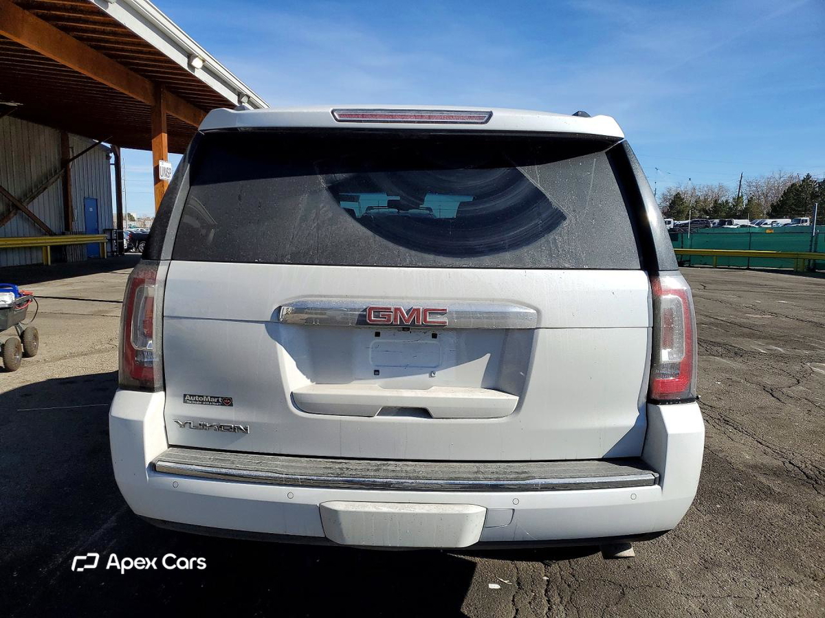 GMC Yukon 2016