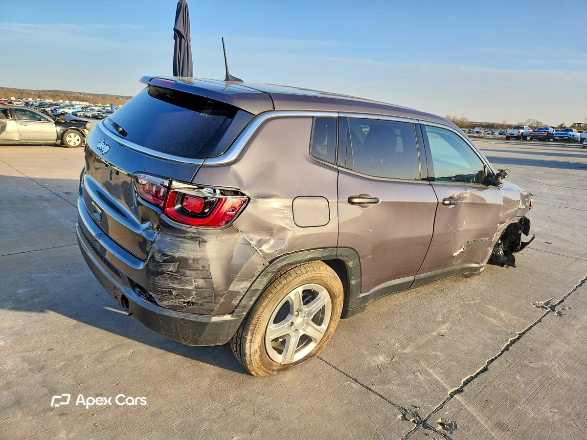 Jeep Compass 2024