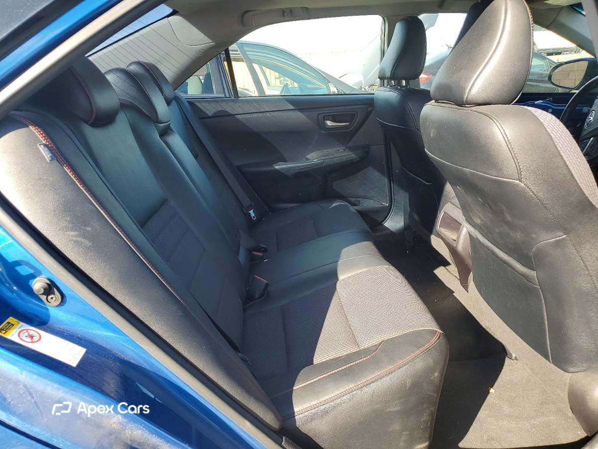 Toyota Camry 2017