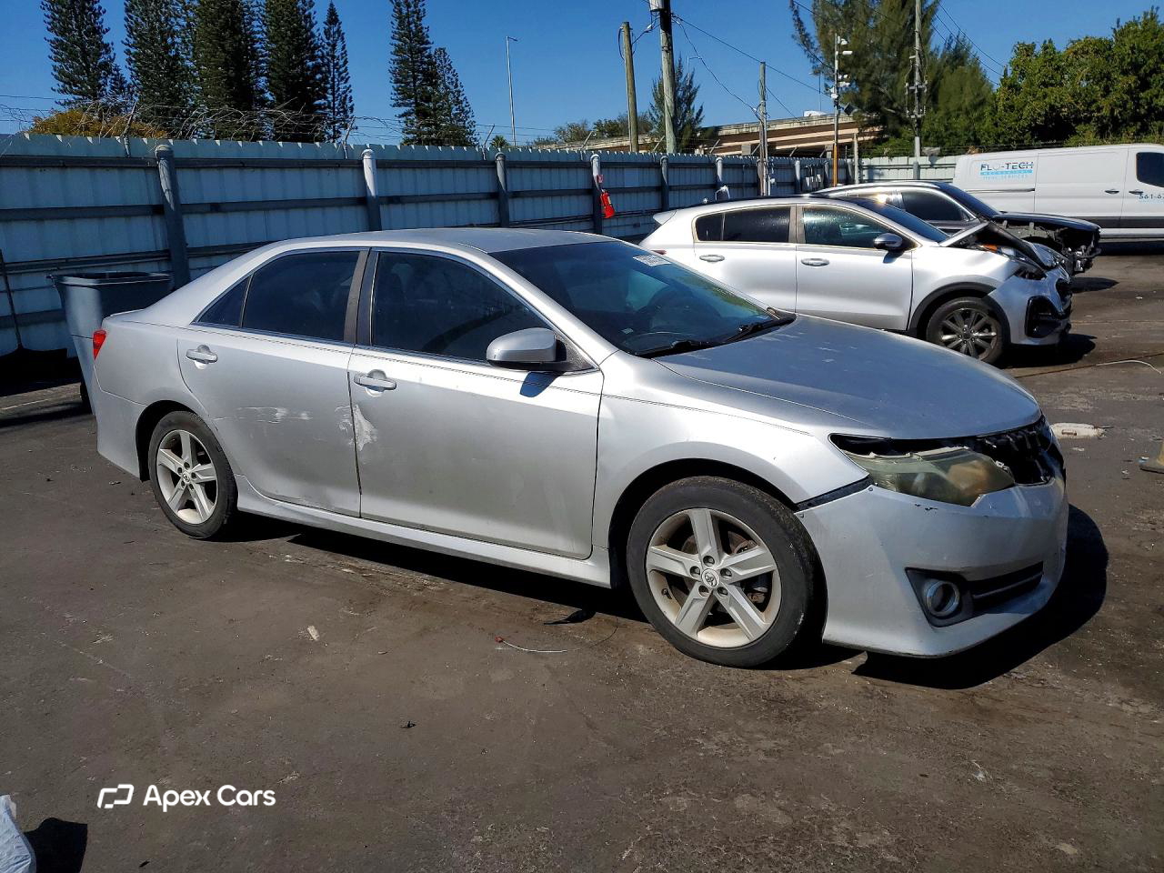 Toyota Camry 2012