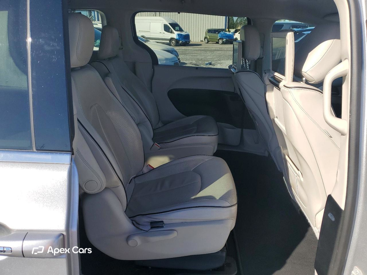 Chrysler Pacifica 2017