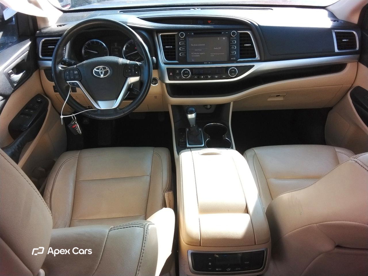 Toyota Highlander 2015