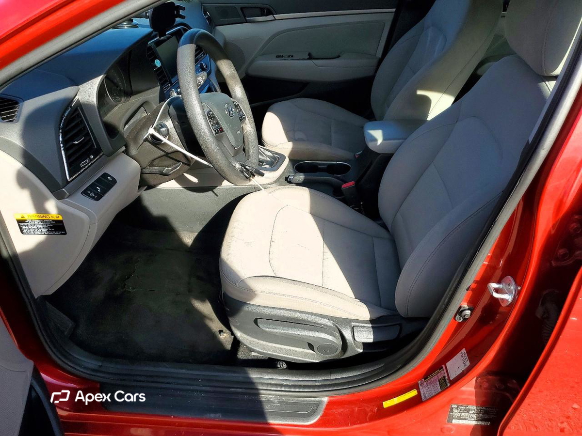 Hyundai Elantra 2018