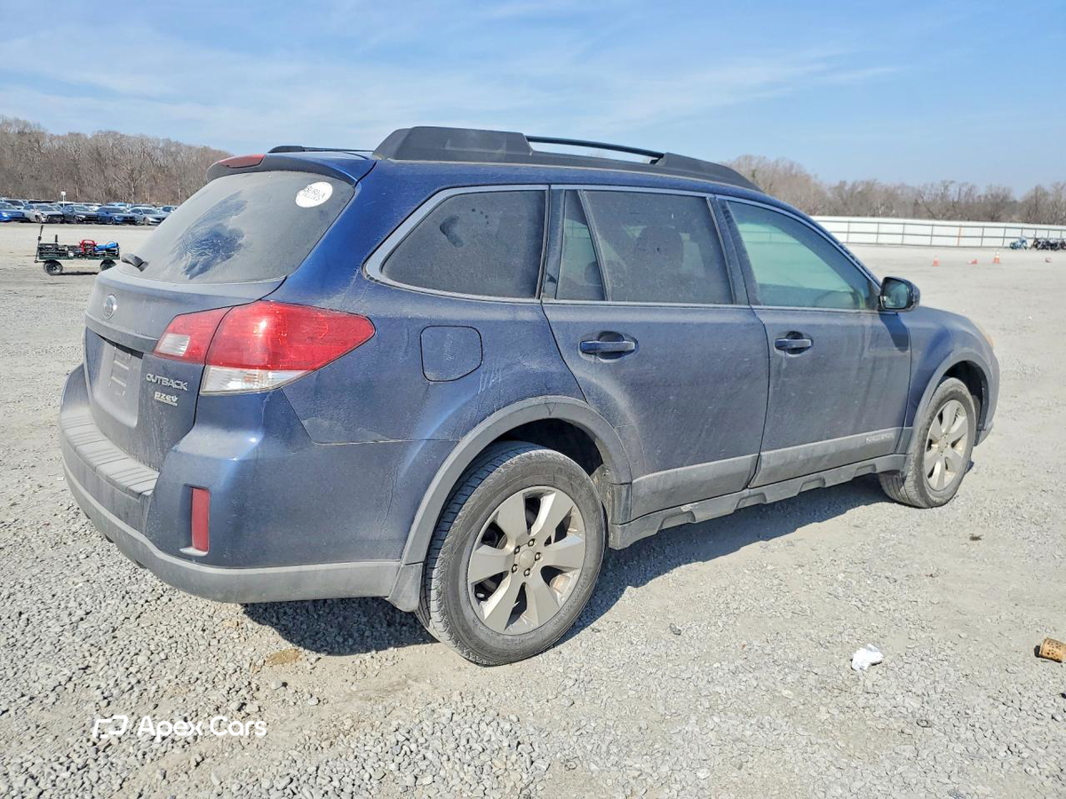 Subaru Outback 2011
