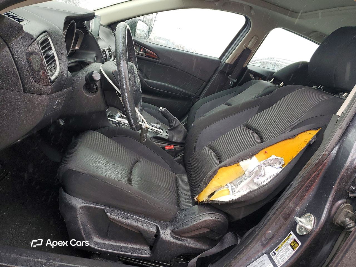 Mazda 3 2016