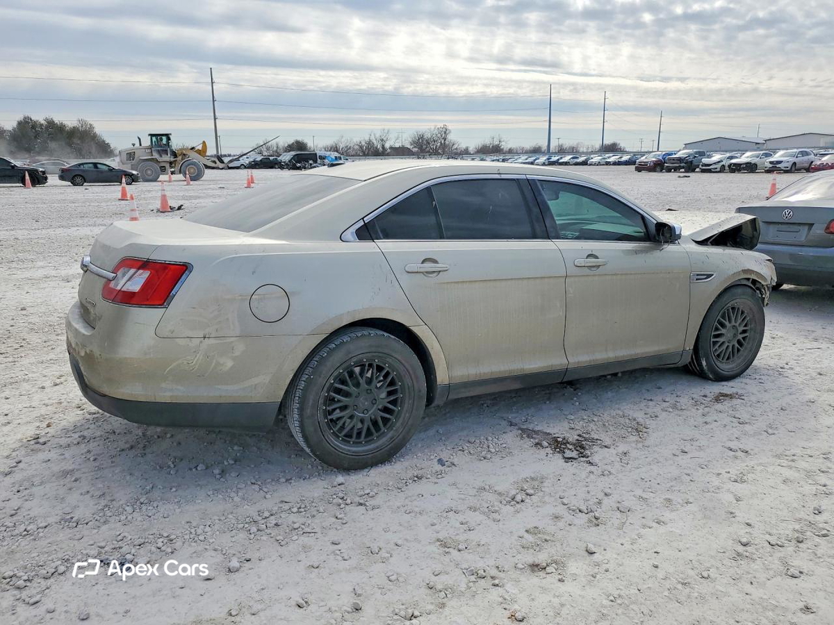Ford Taurus 2010