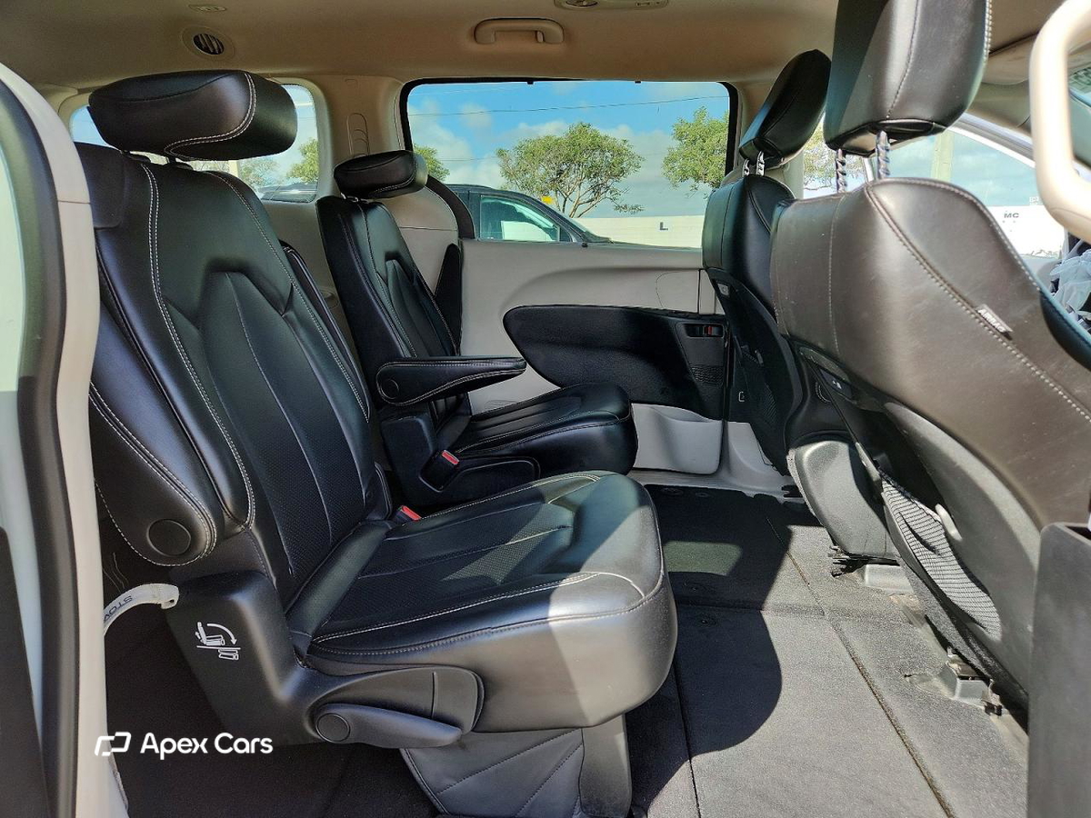 Chrysler Pacifica 2023