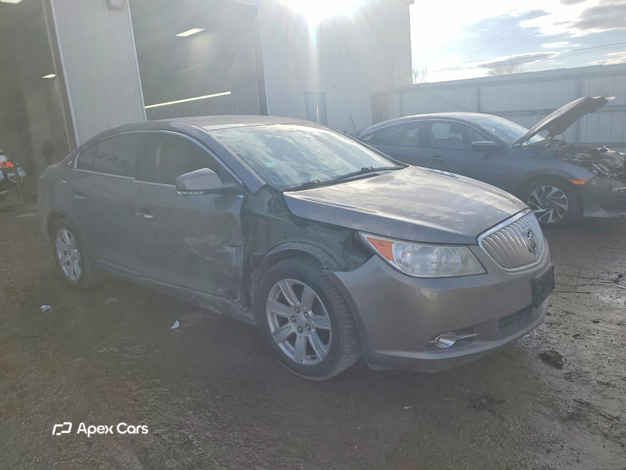 Buick LaCrosse 2011