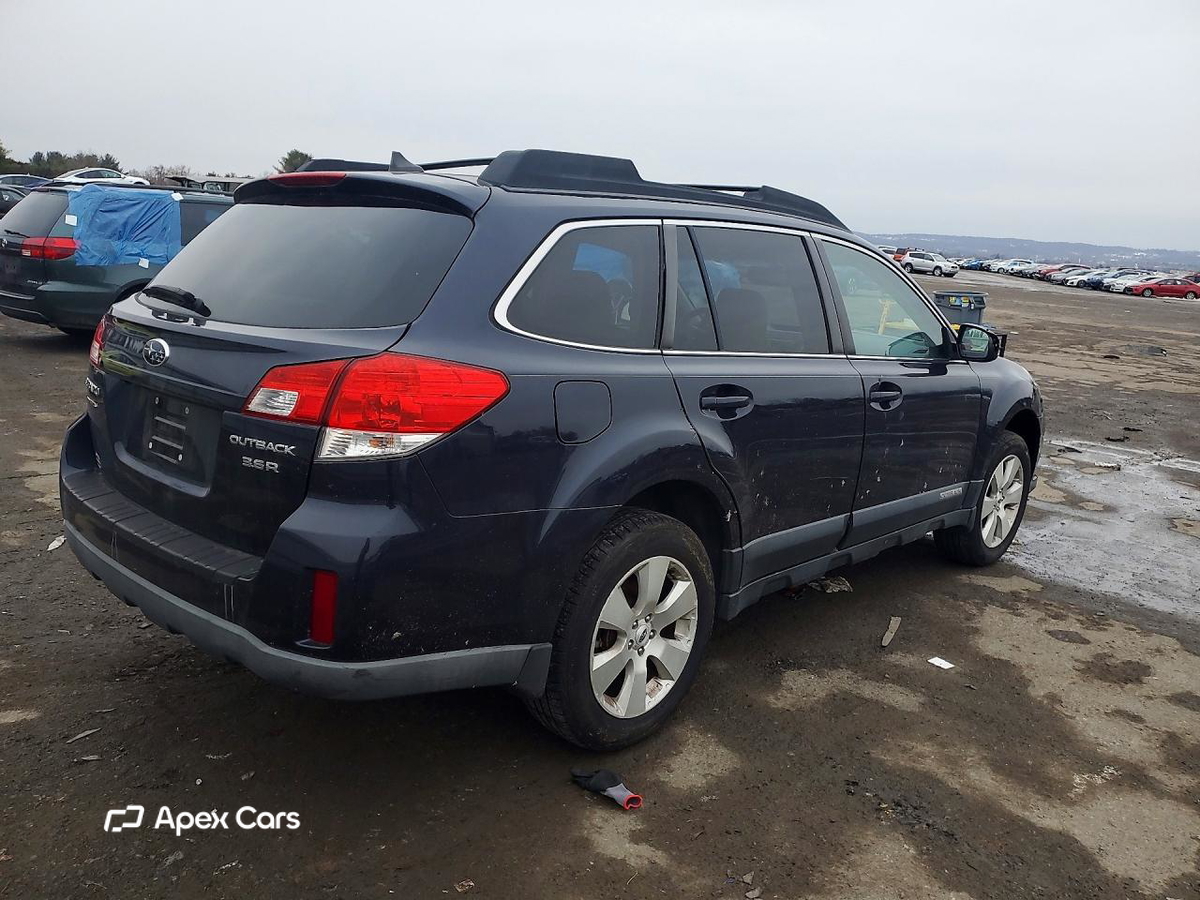 Subaru Outback 2012