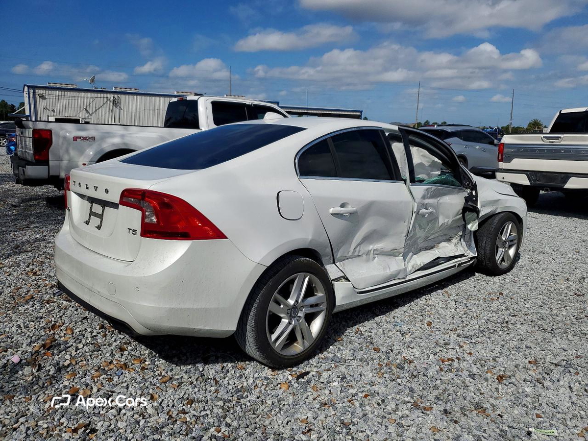 Volvo S60 2015