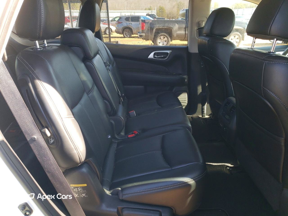 Nissan Pathfinder 2017