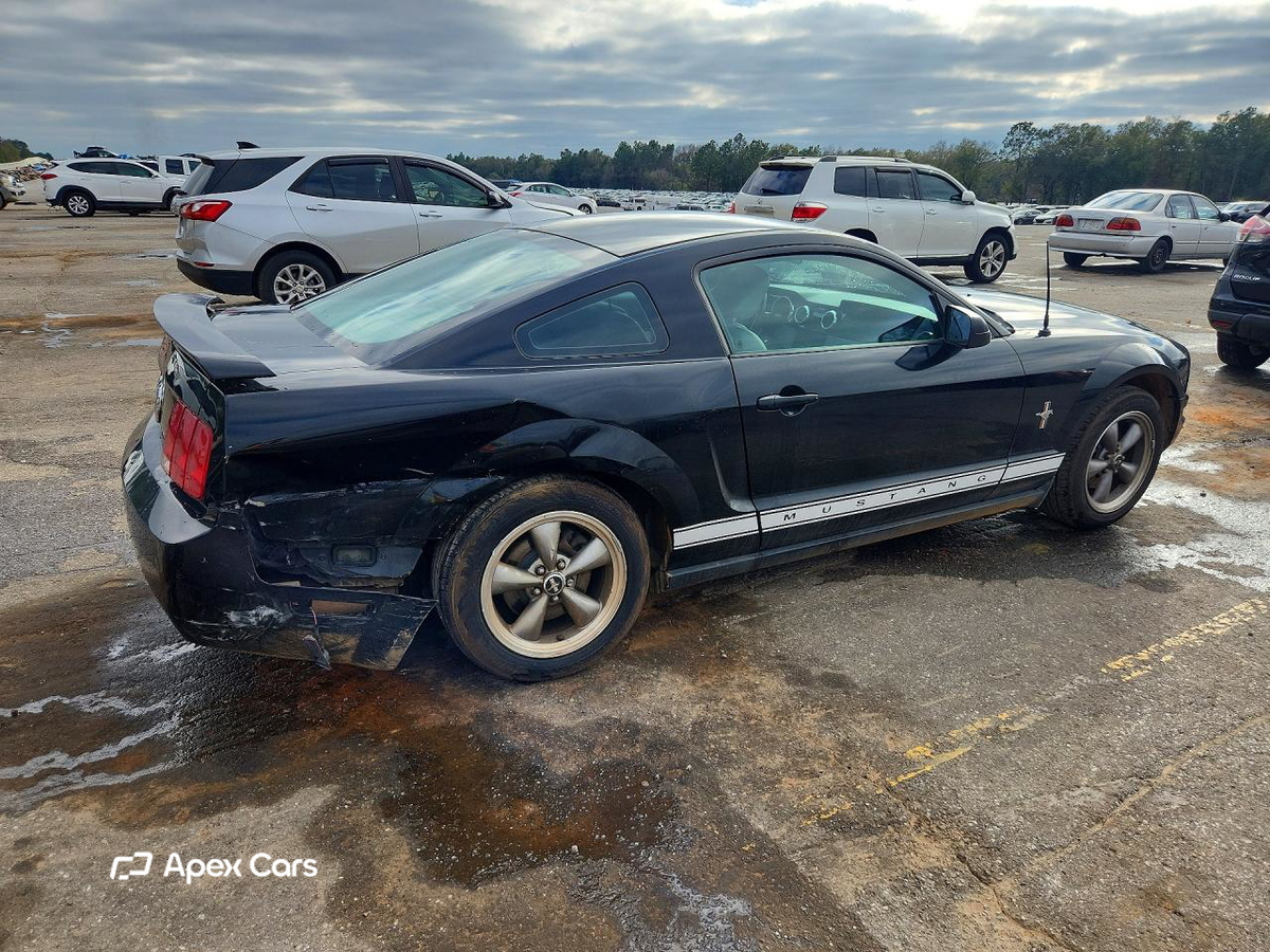 Ford Mustang 2006
