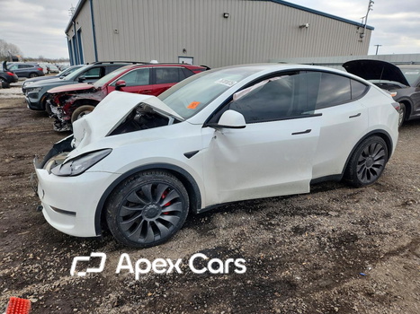 Tesla Model Y 2021 - Image 1 of 14