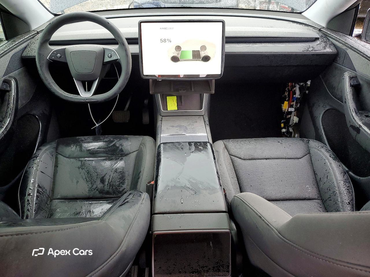 Tesla Model Y 2026