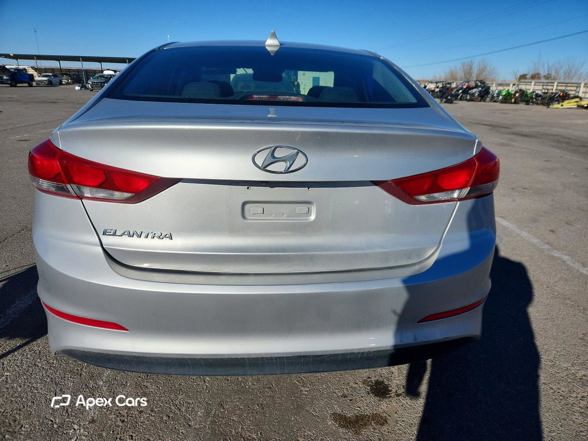 Hyundai Elantra 2018