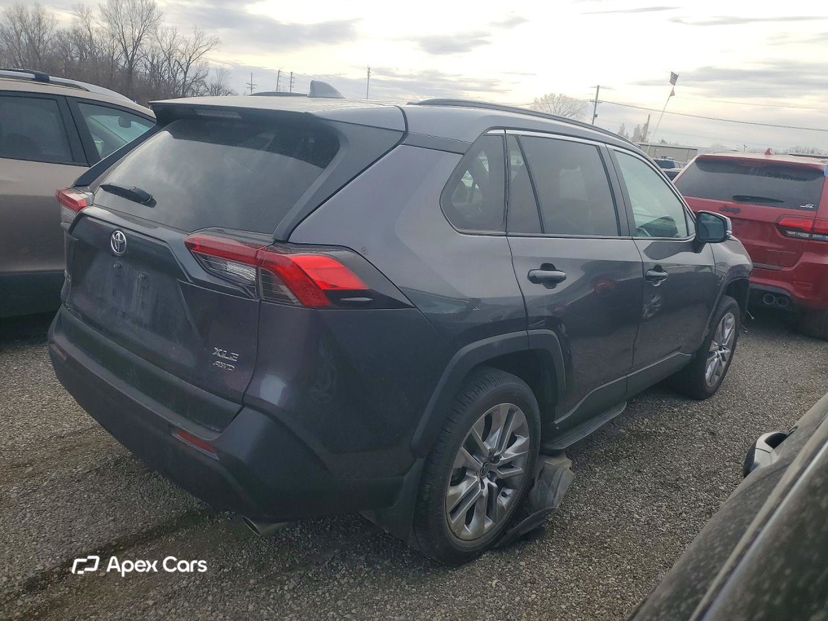 Toyota RAV 4 2025