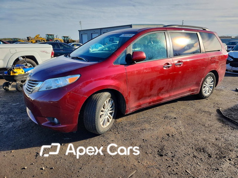 Toyota Sienna 2015 - Image 1 of 5