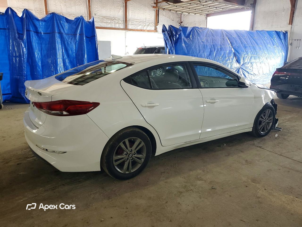 Hyundai Elantra 2017