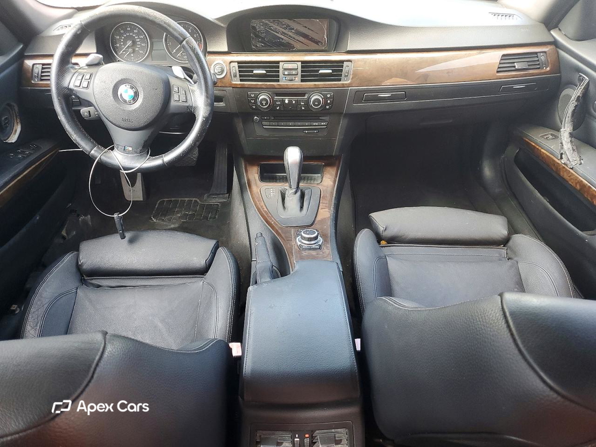 BMW Series 3 2010