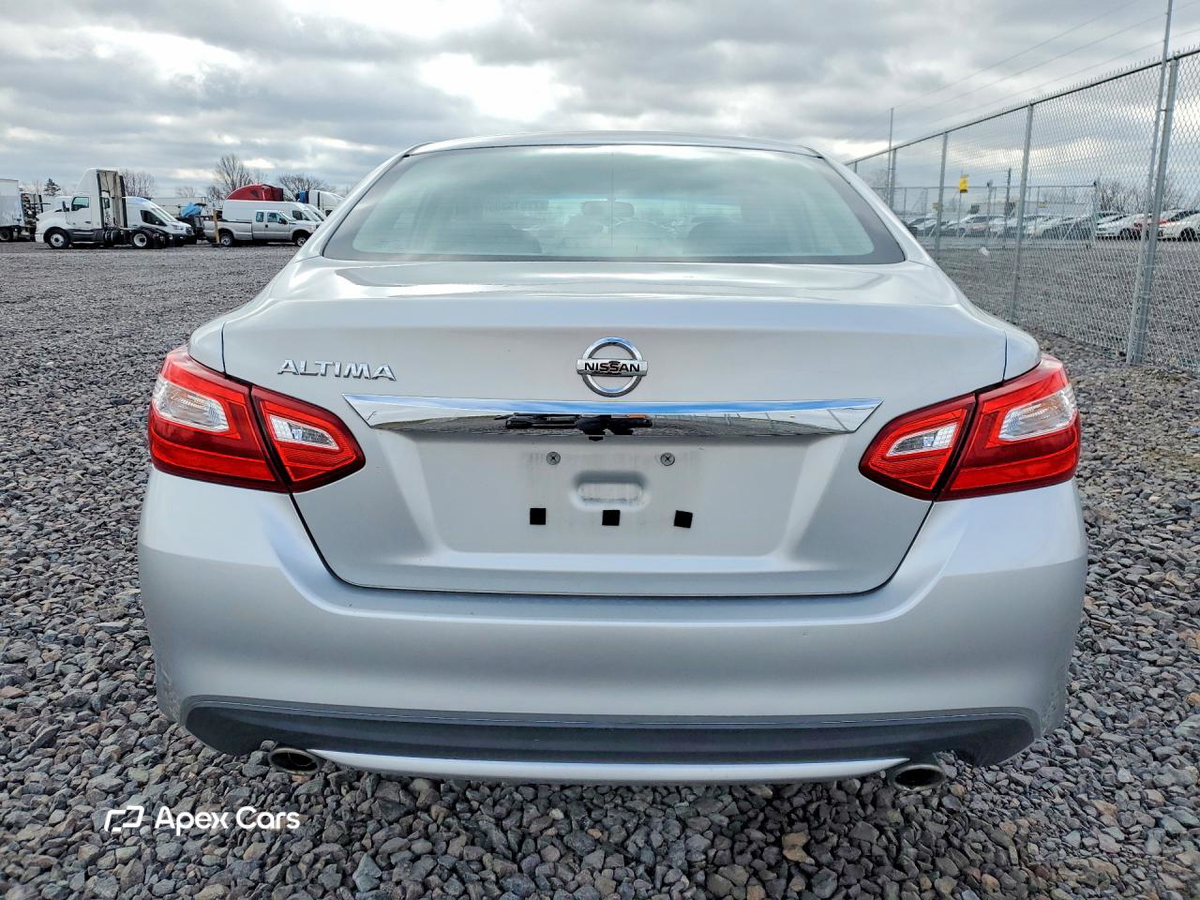 Nissan Altima 2017