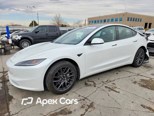 Tesla Model 3 2025 - Image 1 of 13