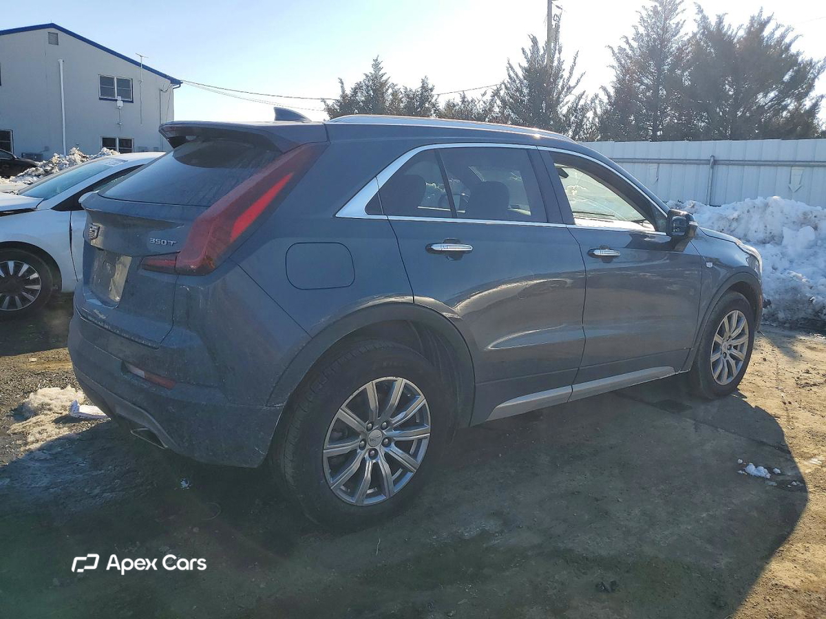 Cadillac XT4 2021