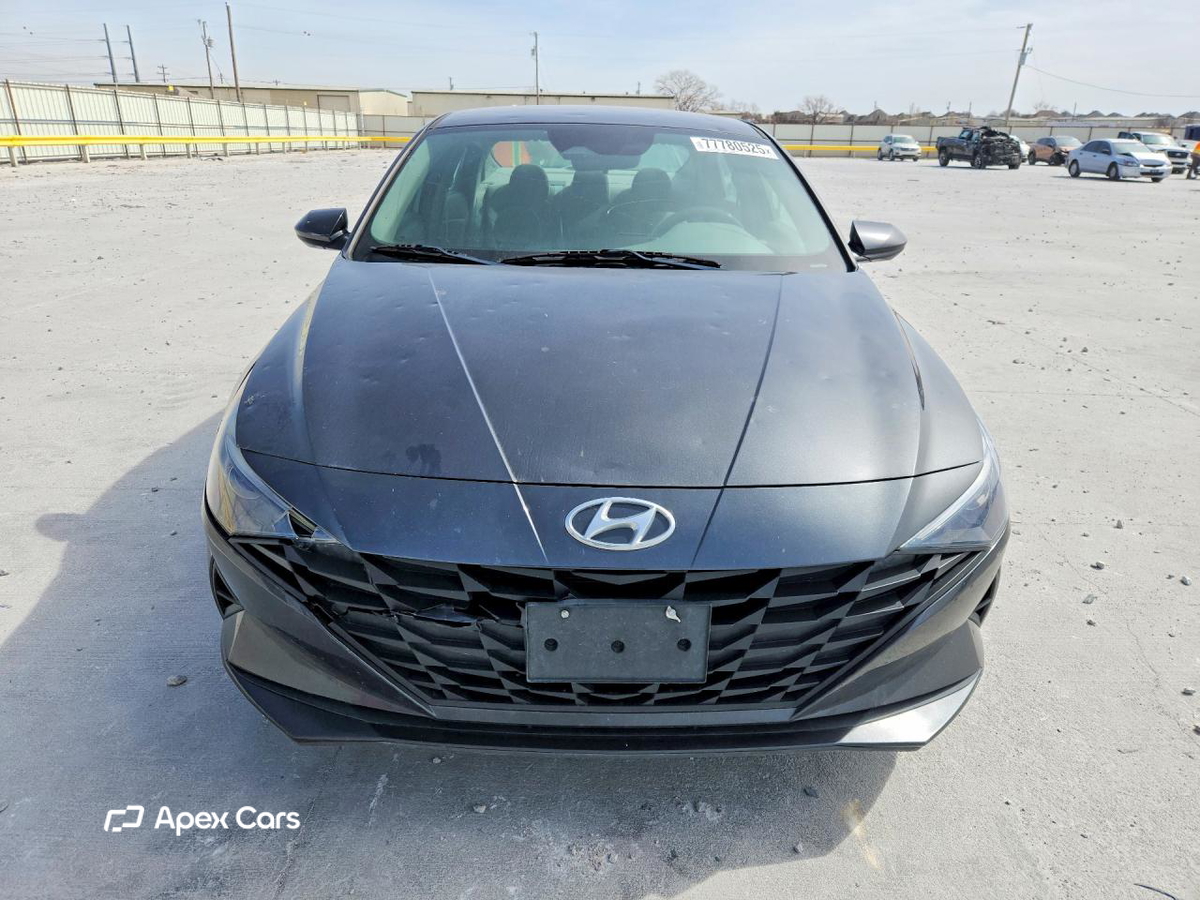Hyundai Elantra 2021
