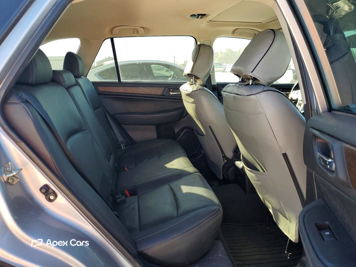 Subaru Outback 2016