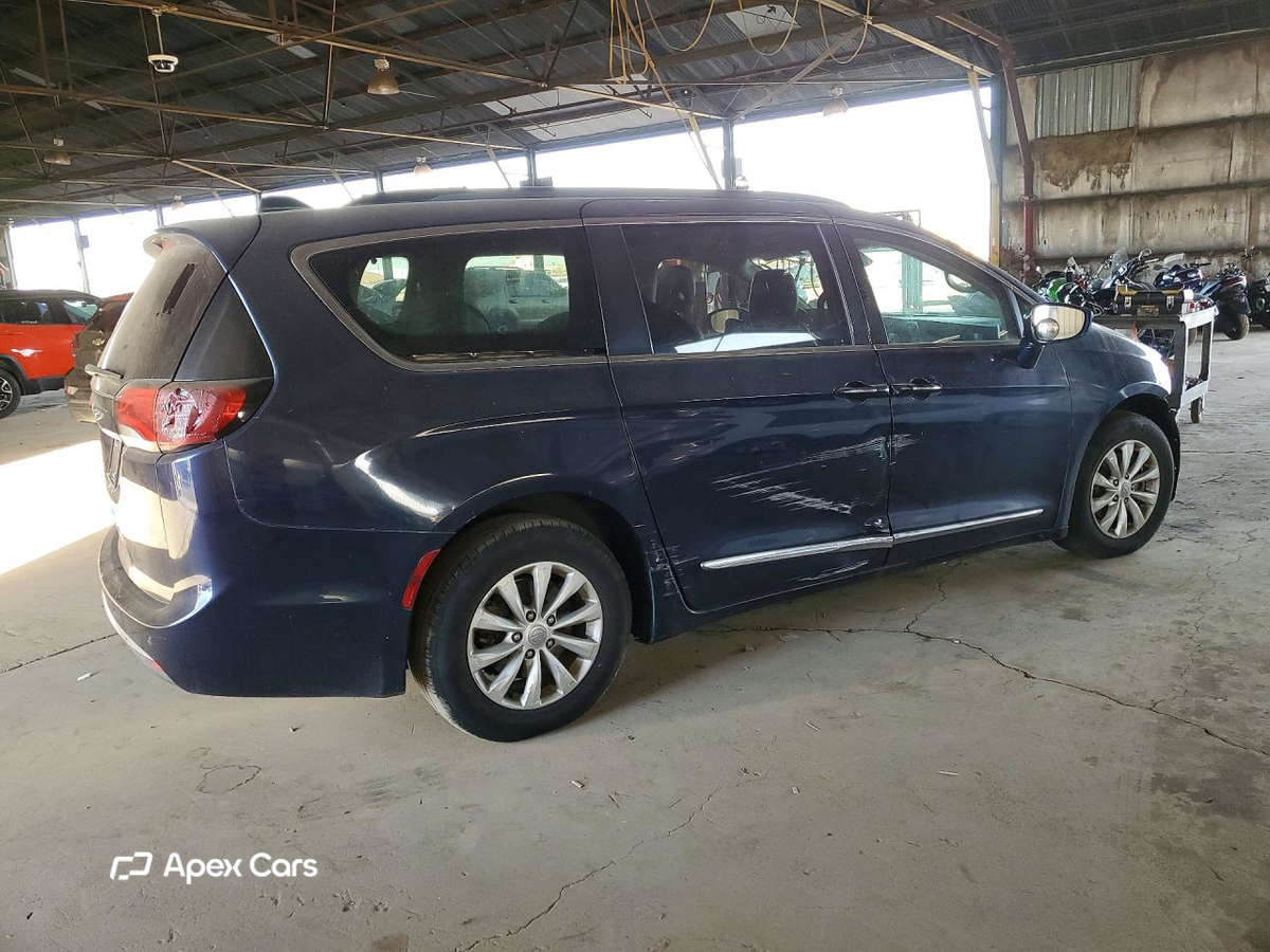 Chrysler Pacifica 2017