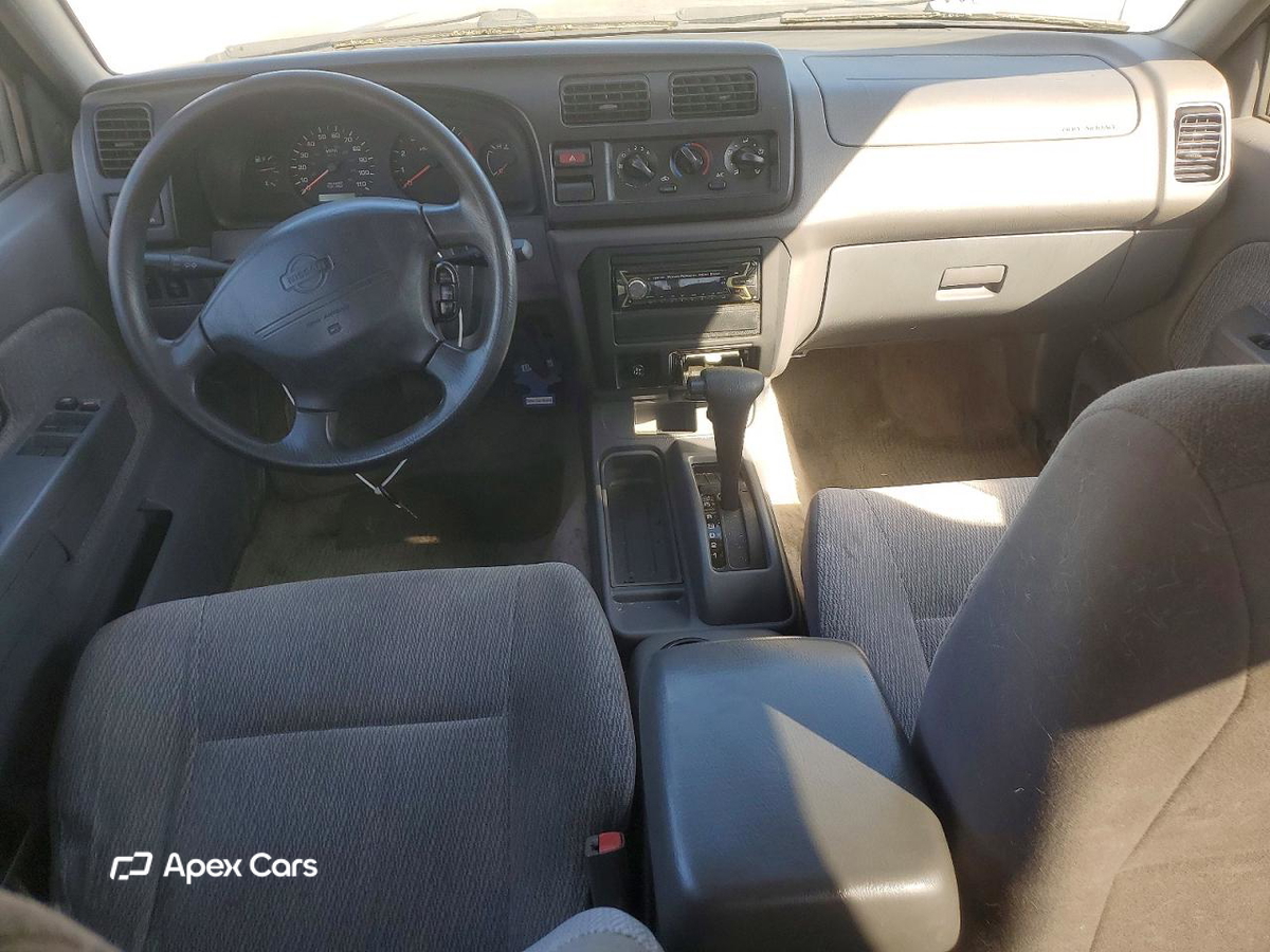 Nissan Navara (Frontier) 2000