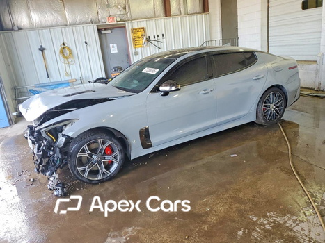 Kia Stinger 2018 - Image 1 of 14