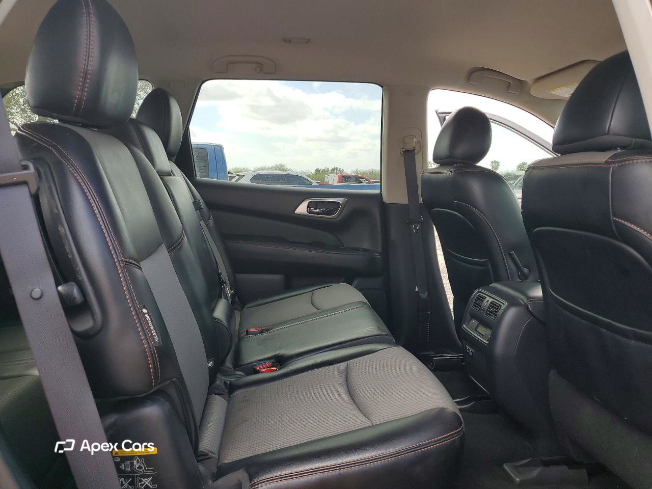 Nissan Pathfinder 2020