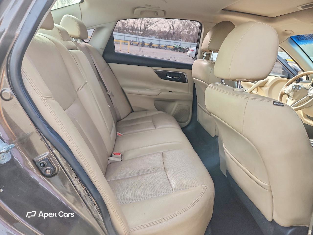 Nissan Altima 2015