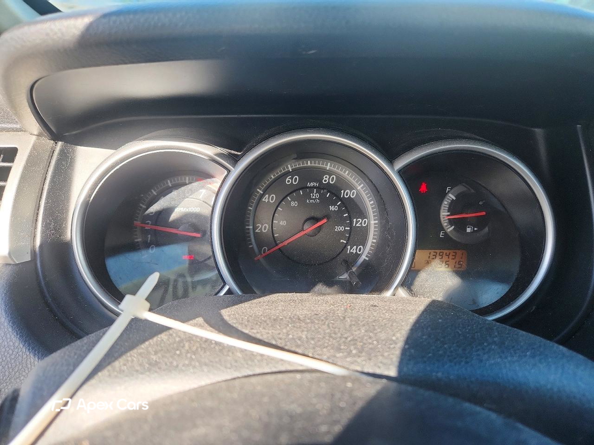 Nissan Versa 2011