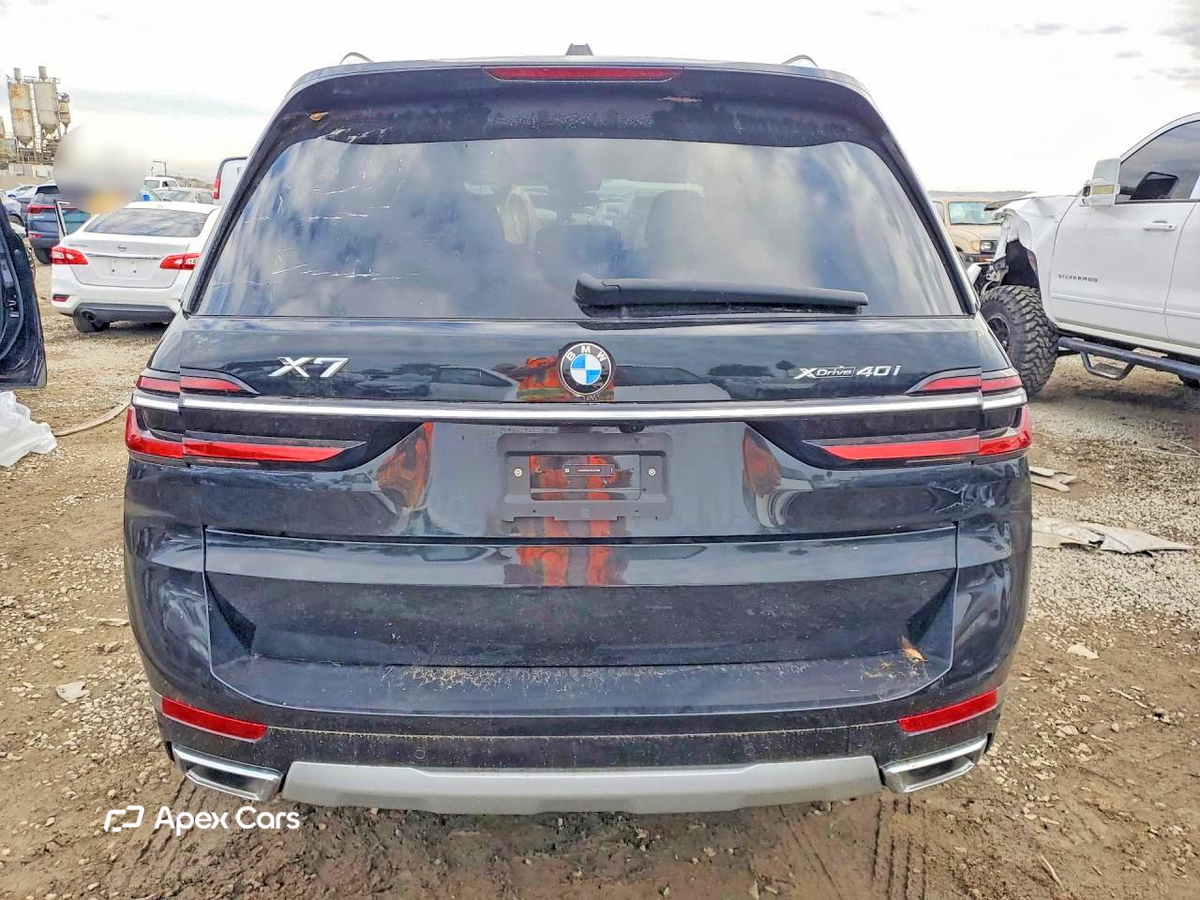 BMW X7 2025