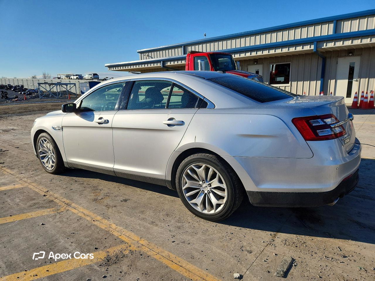 Ford Taurus 2018