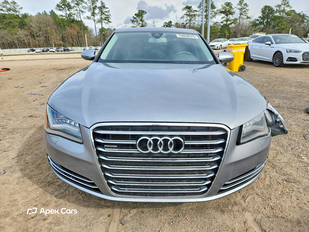 Audi A8 2013