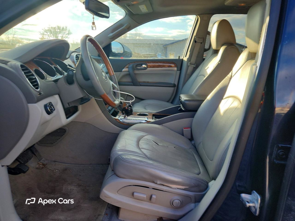 Buick Enclave 2011