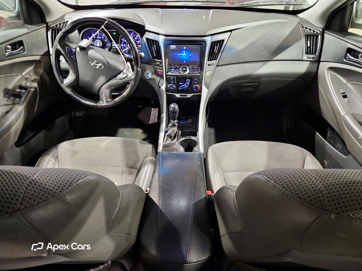 Hyundai Sonata 2013