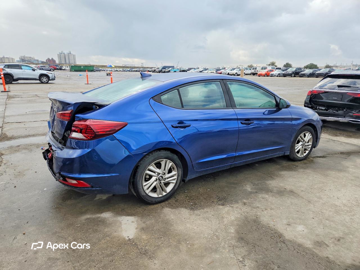 Hyundai Elantra 2019