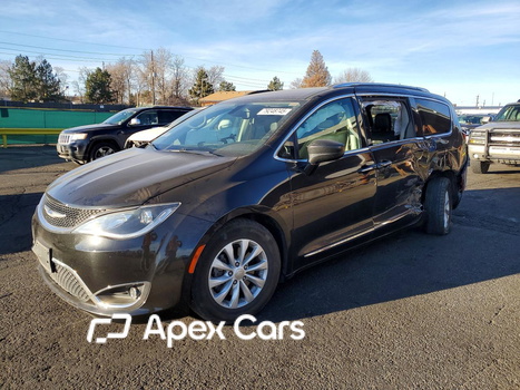 Chrysler Pacifica 2019 - Image 1 of 13