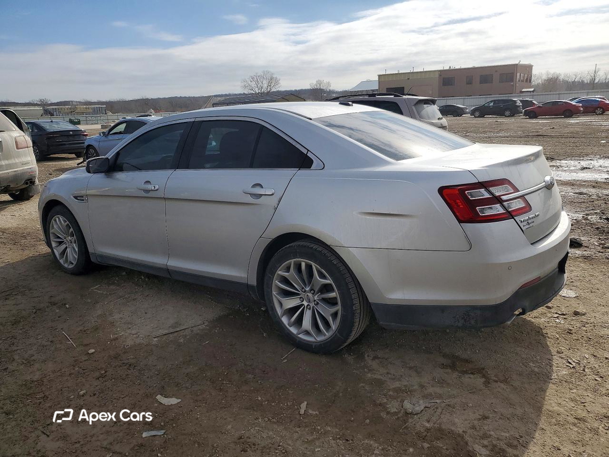 Ford Taurus 2015